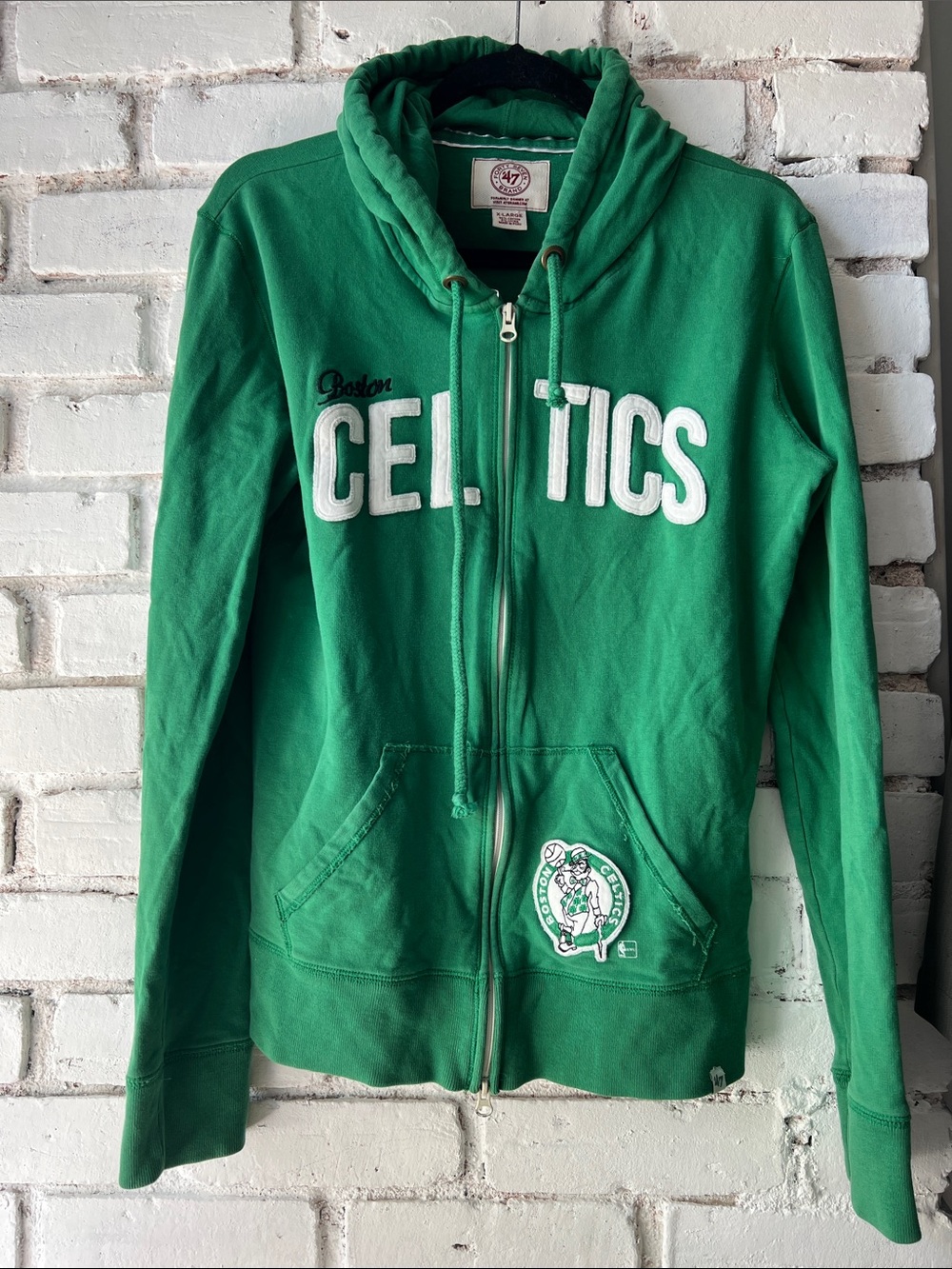 '47 Brand Boston Celtics Green Full-Zip Hoodie casual sporty basketball